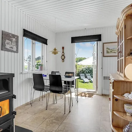 Pet Friendly In With Kitchen Appartement
